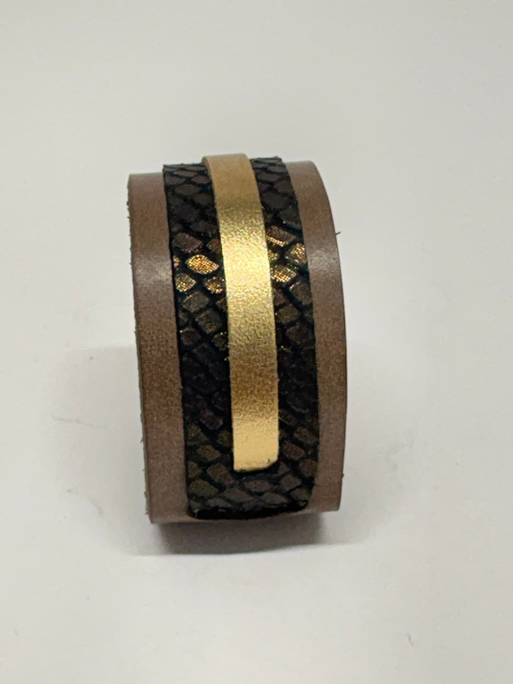 Courage Bracelet. Taupe y dorado