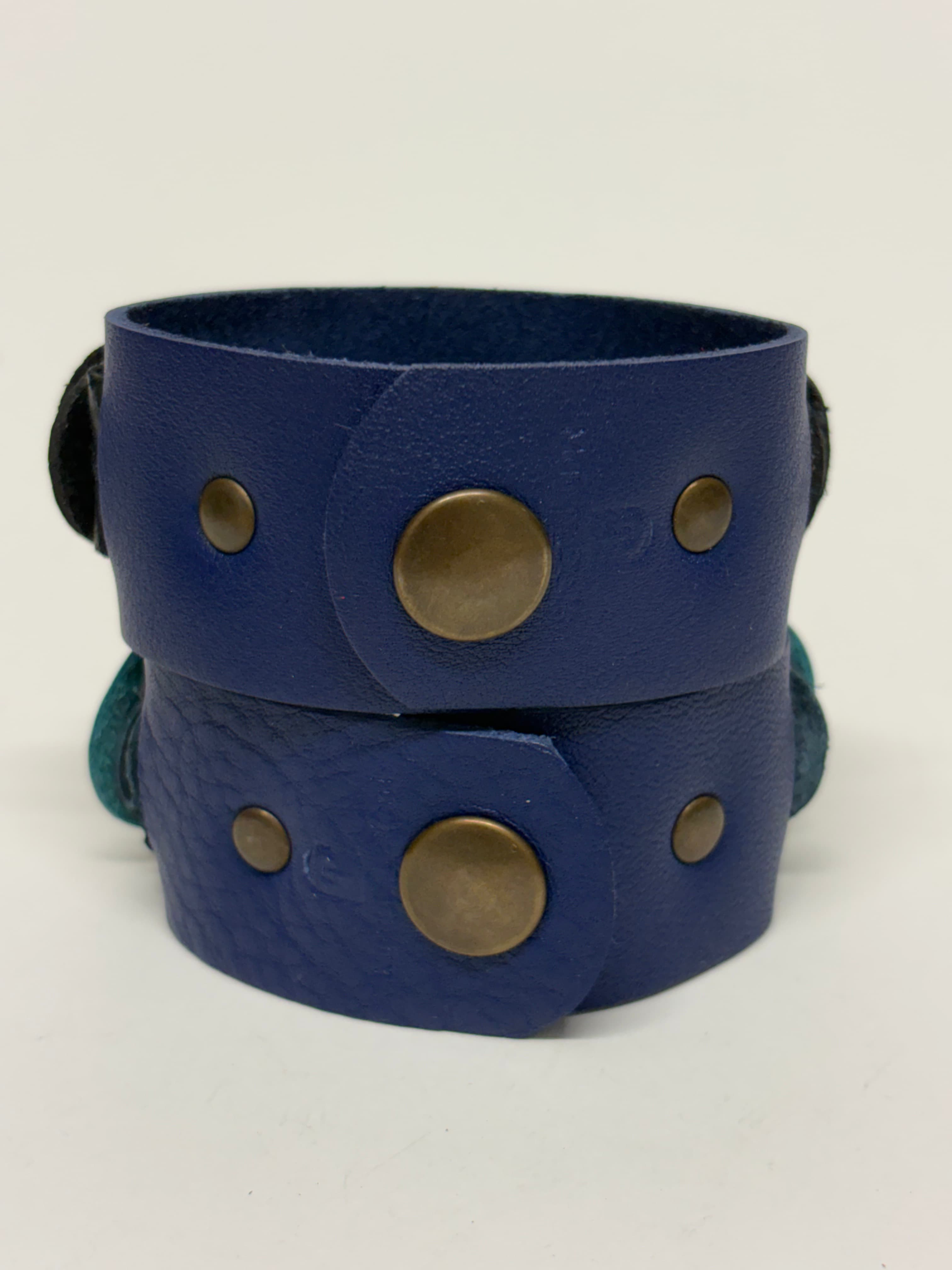 Jolliness Bracelet. Azules y negro