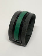 Courage Bracelet de cuero gris y verde hecho a mano en Barcelona – Mangel Delferri