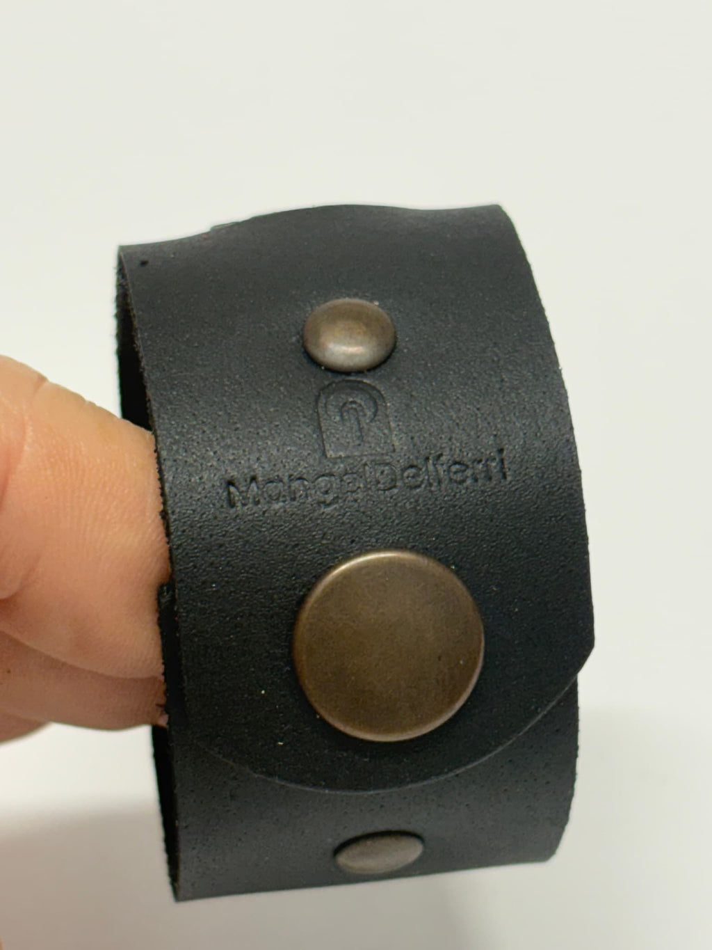 Leather bracelet negro y plateado de cuero recuperado – Mangel Delferri Barcelona
