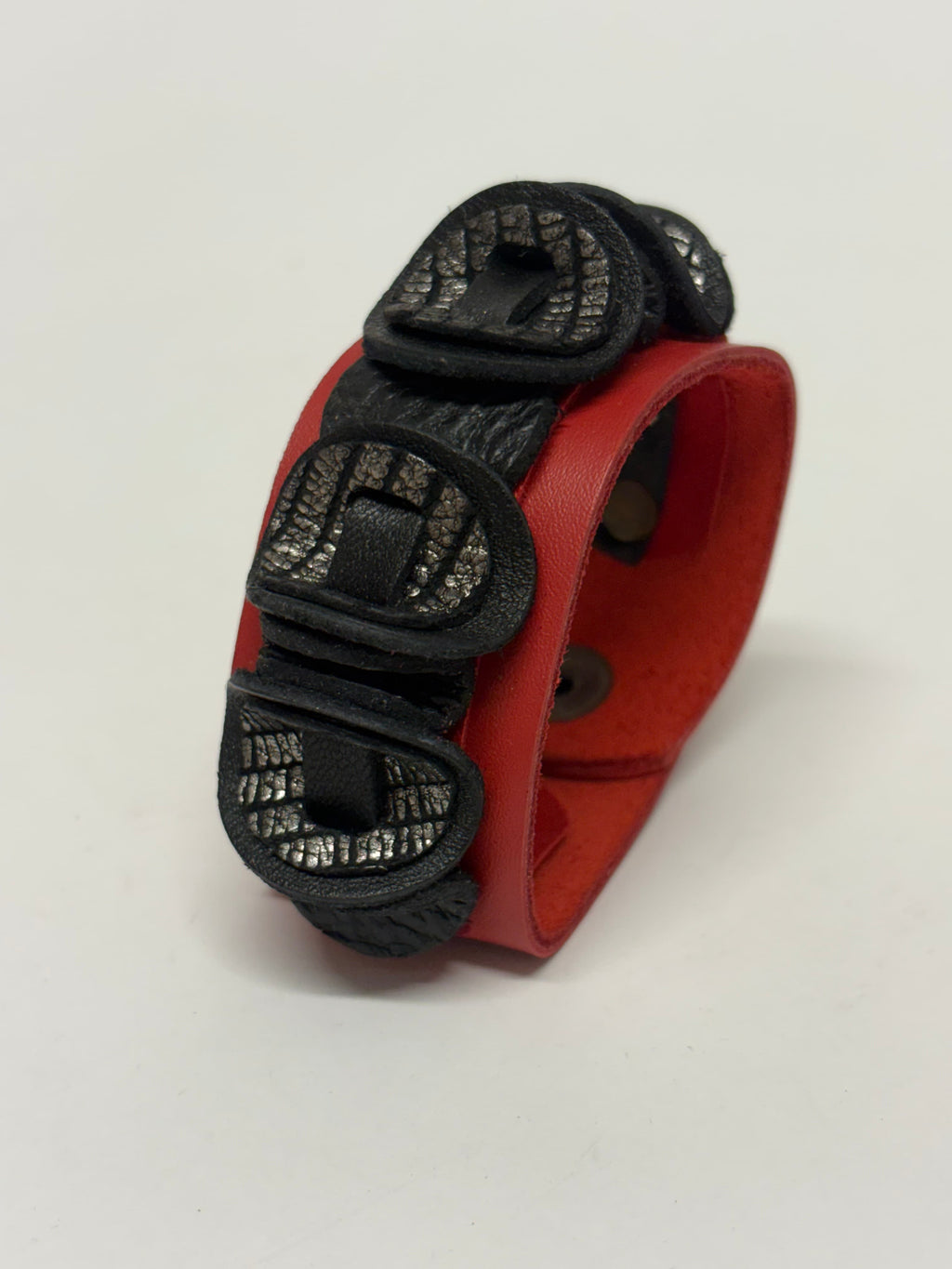 Jolliness Bracelet. Rojo y negro